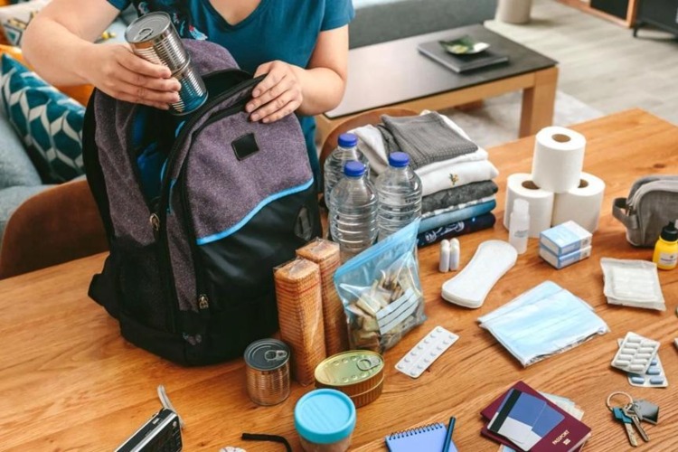 لوازم ضروری در زمان جنگ را آماده کنید